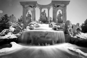 Large Marble/Stone Outdoor Water Fountain Fontana di Trevi Fountain